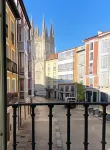 Apartamentos la Flora Burgos Todos Con Aire Acondicionado y Ascensor