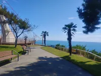 Gijang Riverside Pension 新坪小公園附近的飯店