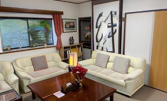 Fuji-Hakone Guest House