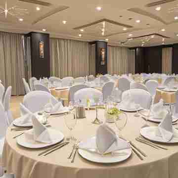 The Legacy Luxury Hotel, Algiers Dining/Meeting Rooms