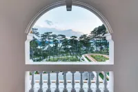 Dalat Palace Heritage Hotel - Scenic