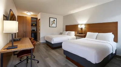 Canadas Best Value Inn Toronto Các khách sạn gần Toronto Go Transit Station