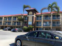 OceanView Motel Hotels near Red Car Museum