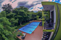 Hotel Golden Ray - วิวภูเขา