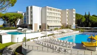 Family Hotel Adria - All Inclusive - Kolam Renang