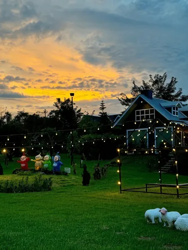 รูปภาพของบ้านกลางเขา
