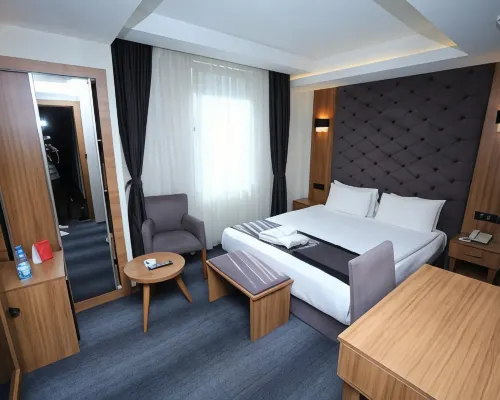Grand Silay Hotel Hotels near Kurtulus Park