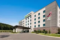 Holiday Inn Express & Suites Dalton - Market ST