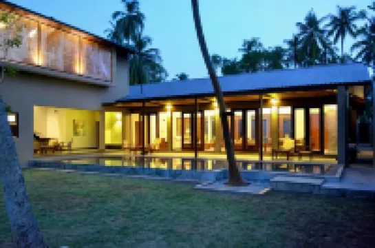 Kethaka Aga Hotels near Tissa Dagaba