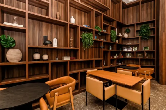 360 Rio Santos Dummont Отели рядом с достопримечательностью «Собор Святого Себастьяна»