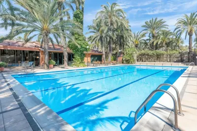 Jardín Milenio Hotels in Elche
