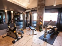 هوتل هيدن، مجموعة فنادق بست ويسترن سيجنيتشر Hotels near سنتروم
