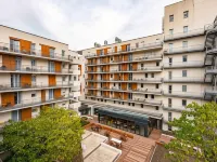 Apparthotel le Hüb Grenoble Hotels near Minatec