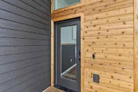 Cozy Bluff Getaway  with Hot Tub Hotels in Wasilla