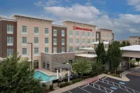 Hilton Garden Inn Murfreesboro فنادق في Murfreesboro