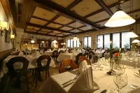 Gasthof Zum Schwan Hotels in Estenfeld