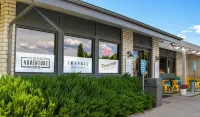 Skyfall Guestrooms Hotels in Green River