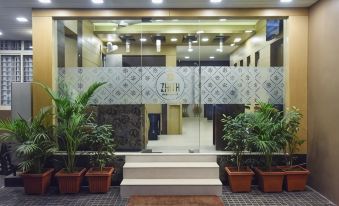 Zaith Residency Near US Consulate & Apollo Hospitals
