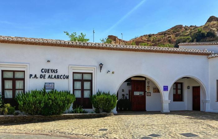 Cuevas Pedro Antonio de Alarcon
