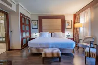 Hotel Sevilla Center