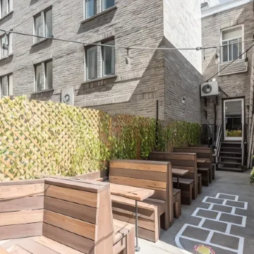 Samesun Montreal Отели в г. Монреаль