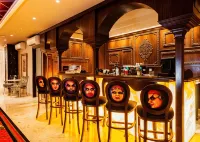 The Olive Tree Hotel - bar