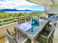 Poinciana Lodges - Ocean Views Hotels in Hamilton Island