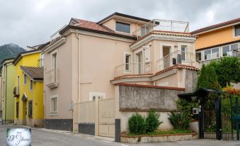 美濃 B&B 일 글리치네(B&B IL Glicine) 4つ星 ホテル スイート