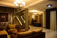 Hill Roost - Guest houses