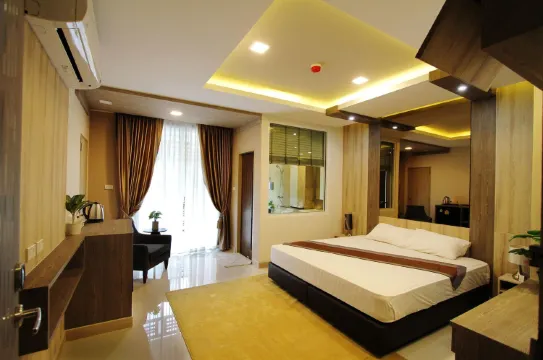 ห้องสแตนดาร์ดพลัสเตียงคิงไซส์ (อาคาร B)