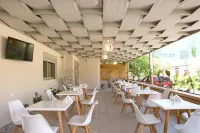 Grand TheoNi Boutique Hotel & Spa Hotel di Apollonii