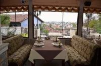 Boutique Hotel Boris Palace & Restaurant