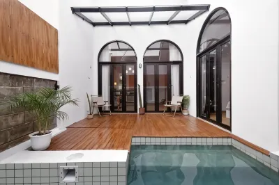Roemah Renjana Rosie Makassar Hotel dekat Matahari Department Store GTC Tanjung Bunga Makassar