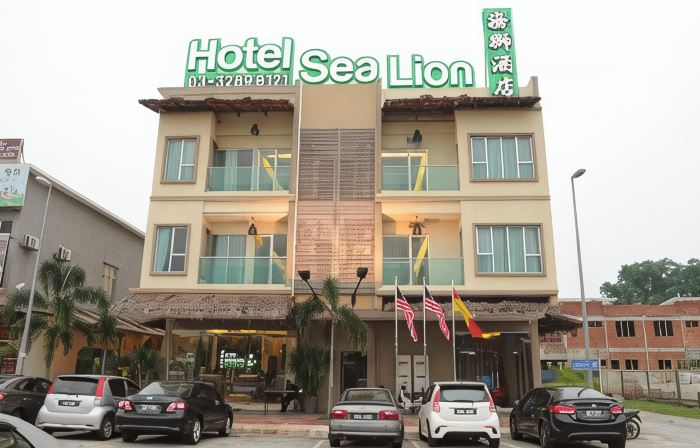 Sea Lion Firefly Concept Hotel