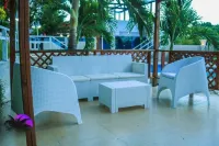 Daymond Blue Tropical Lodge Hôtels à : Municipio Santa Cruz de Barahona