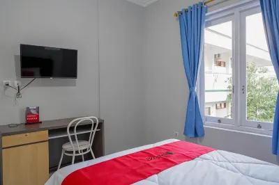 RedDoorz near Jalan Adi Sucipto Solo Hotel di Colomadu