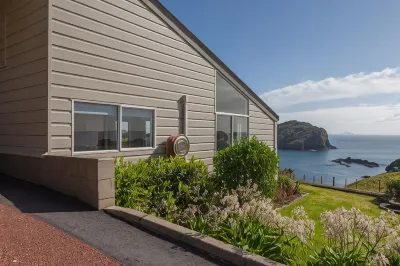 Pacific Rendezvous Resort Hotels in 