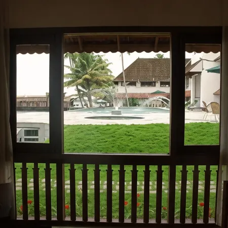 Lemon Tree Vembanad Lake Resort, Kerala