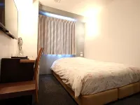 Town Hotel Toyama - 2-Star