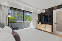 The Walk-Up Waikiki Beach Hotels in 