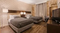 Best Western Plus St. Christopher Hotel