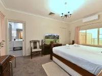 King 2 - Close Proximity to Bimbadgen and Hope Estate Concerts Hotels in Rothbury