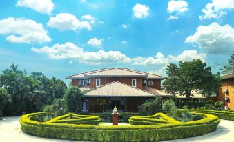Dreamland Gold Resort & Hotel