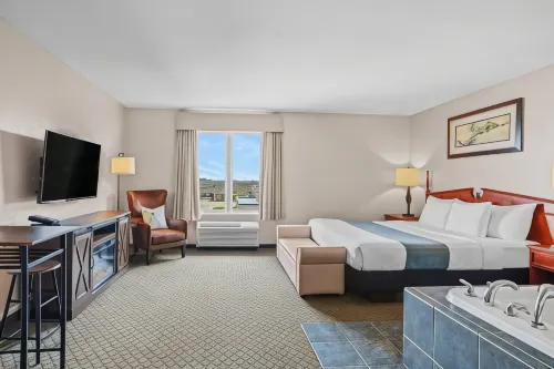 Days Inn & Suites by Wyndham Winkler Hotels in Morden