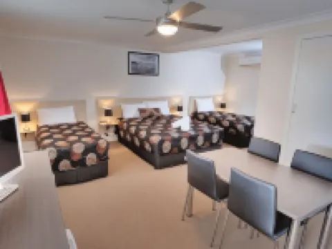 High Street Motor Inn & Steakhouse Hotels in Stanthorpe