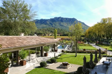 Bastide Saint Julien Отели в г. Мазог