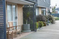 Admiral Court Motel & Apartments - Wi-Fi