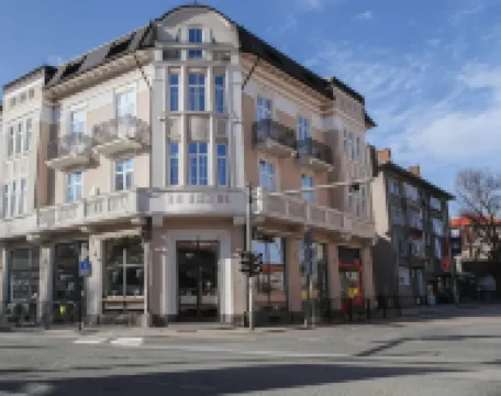 Corner House Hotels in 