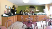 Baymont by Wyndham Troy - breakfast