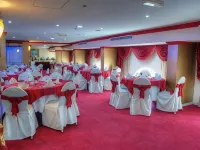 Al Maha Regency Hotel Suites - Managed by Aoudi Consultants โรงแรมใกล้เรนรูม